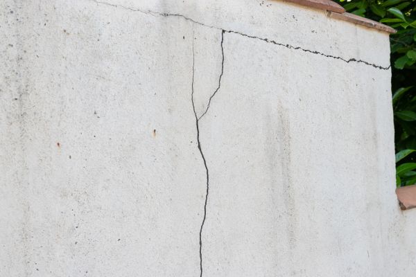 Foundation Crack Patching in Overland Park