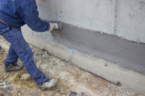 Foundation Crack Sealing in Overland Park