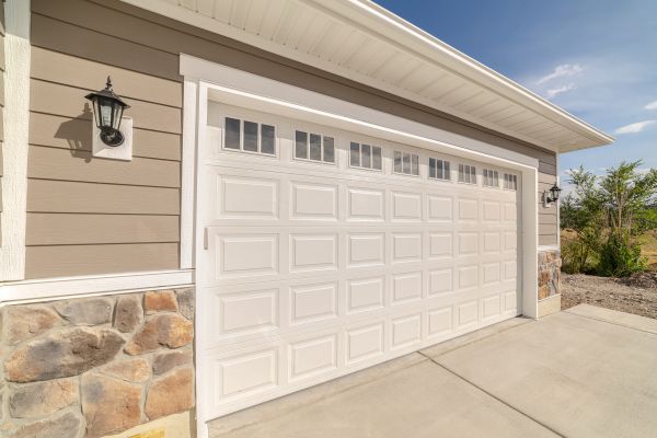 Cost of Garage Lifting in Overland Park